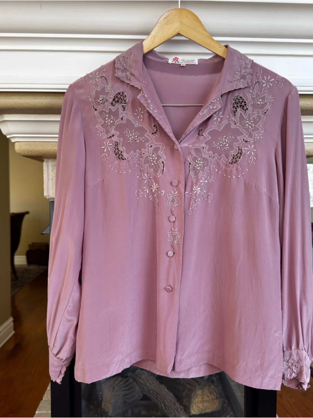 Silk Lilac Lux Button Down Blouse Embroidered Eyelet Floral Details Delicate 38